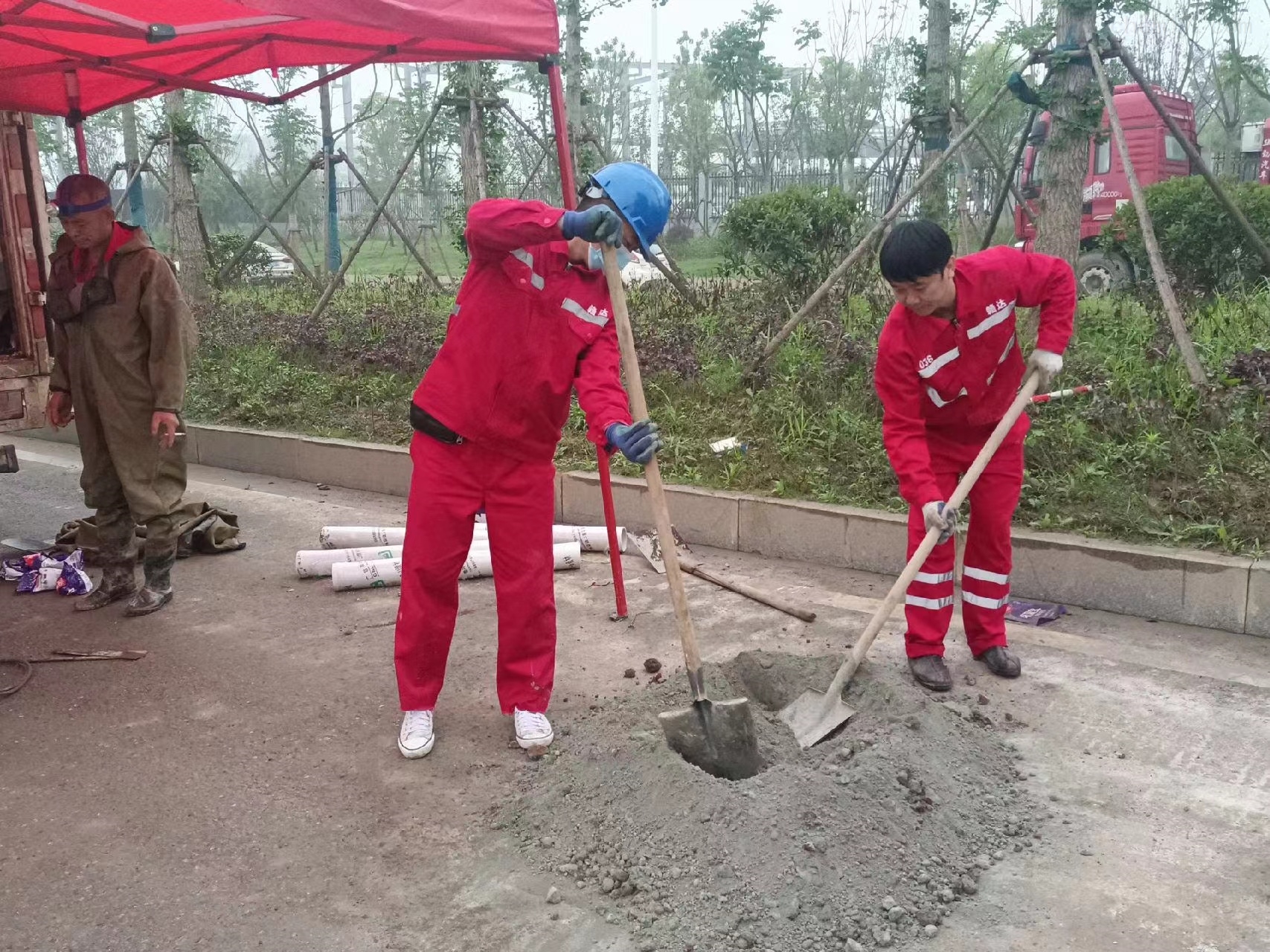 界首管道疏通哪家好】及时进行市政管道清淤